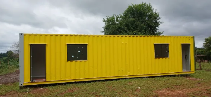 ESCRITÓRIO COM BANHEIRO EM CONTAINER DUPLO