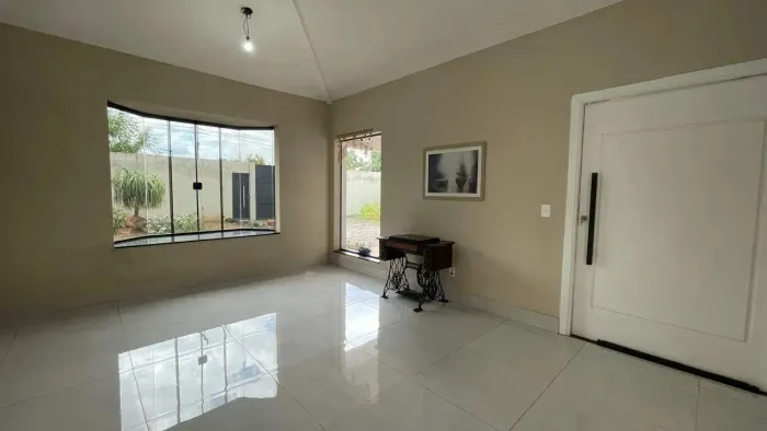 Chácara em Condomínio à venda, 4 quartos, 1 suíte, 5 vagas, Jardim do Lago - Limeira/SP