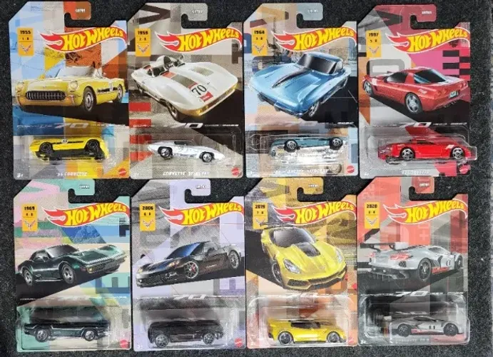 Hot Wheels 70th Corvette Set Completo