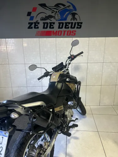 Cross 150  com 24 mil km  financiamos pelo banco