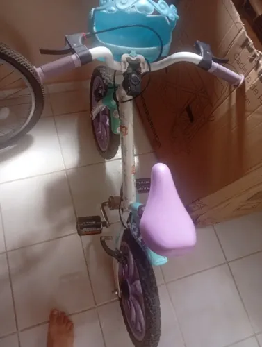 Bicicleta infantil Barbie 