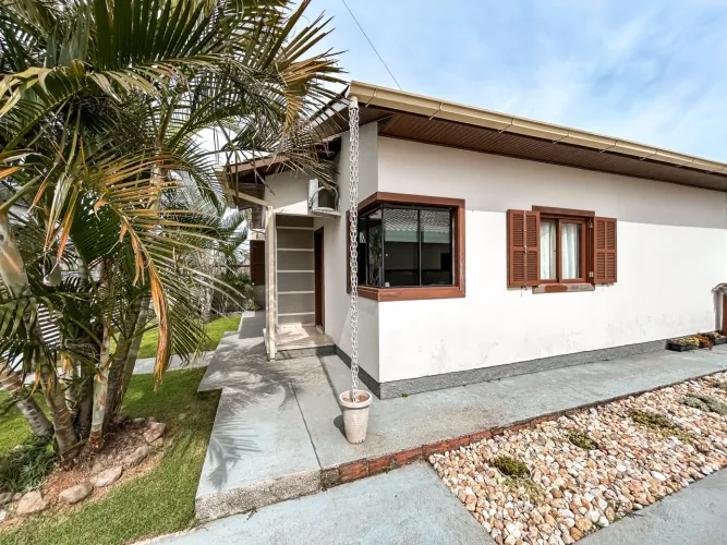 Casa no bairro Cristo Rei 