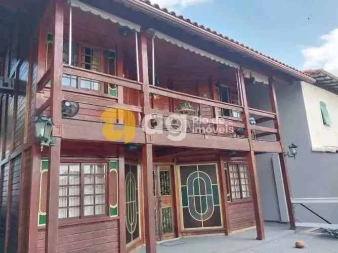CASA CONDOMÍNIO VALE DAS ACÁCIAS 3 QTS 300m²