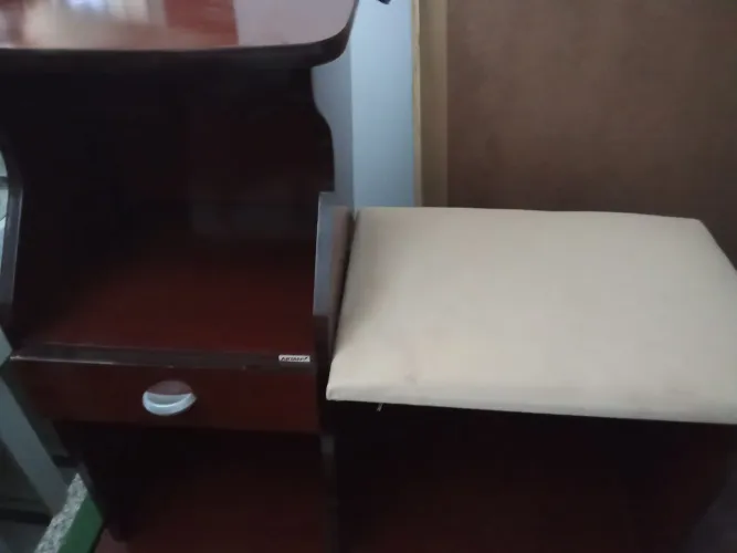 Móvel de telefone retrô 