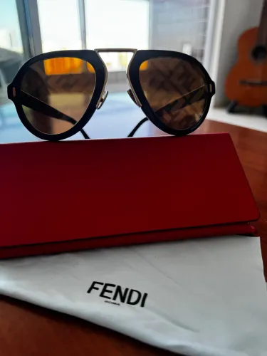 Óculos Fendi Aviator FF MO104/S