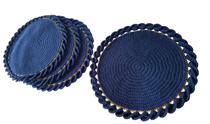 Sousplat de crochê / Jogo de Mesa azul