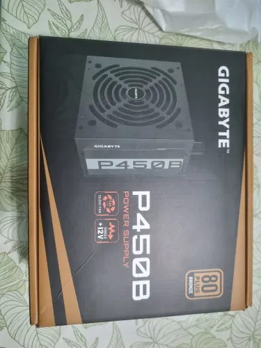 Fonte Gigabyte P450B 450W