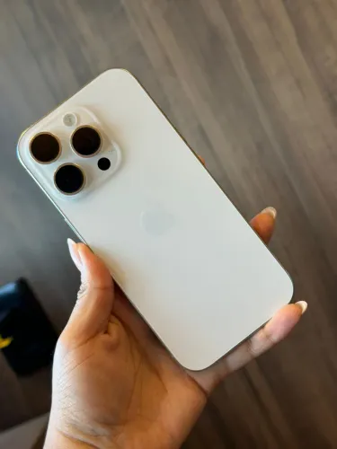 iPhone 16 Pro