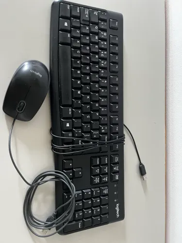 Kit teclado e mouse Logitech