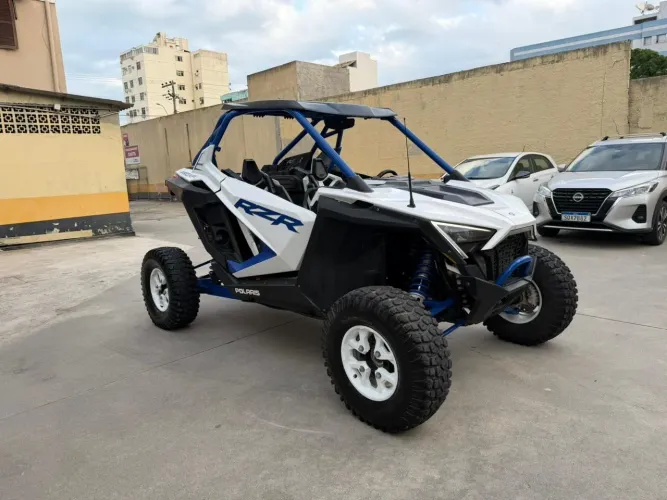 UTV POLARIS RZR 1.000 Turbo