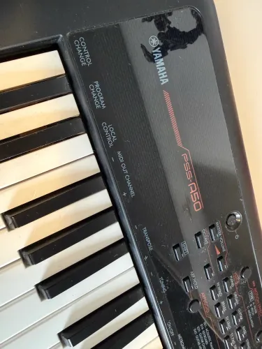 Mini Teclado Yamaha PSS-A50