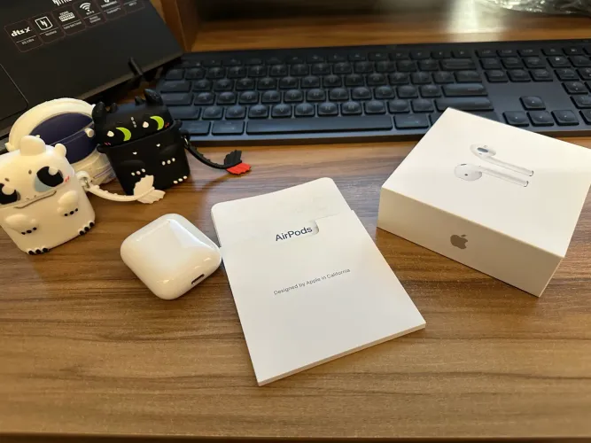 Apple AirPod 2
