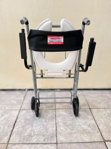 Cadeira para banho R$300,00