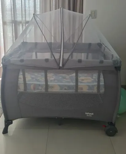 Berço cercado infantil stelle - perfeito estado