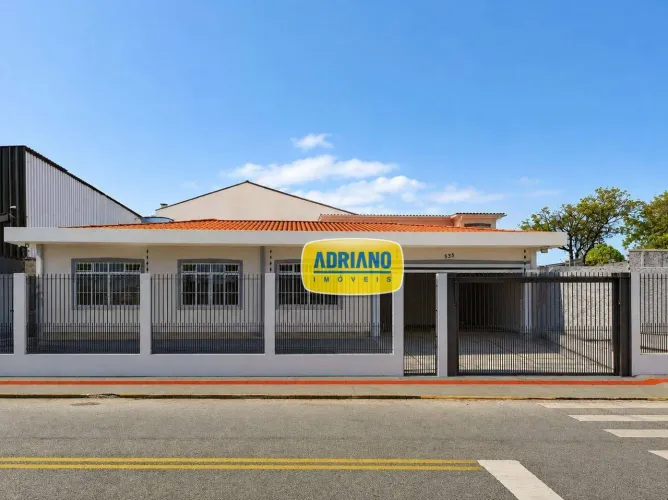 Casa com 6 dormitórios para alugar, 215 m² por R$ 6.806,71/mês - Capoeiras - Florianópolis