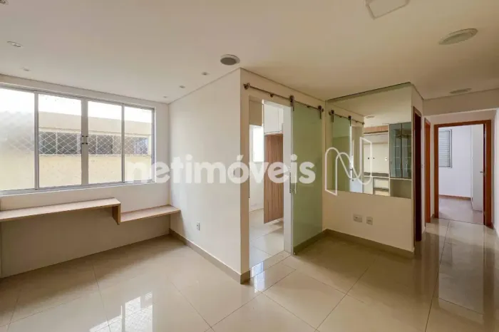 Apartamento de 2 quartos no Castelo