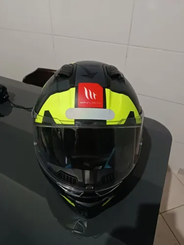 Capacete MT Stinger 2