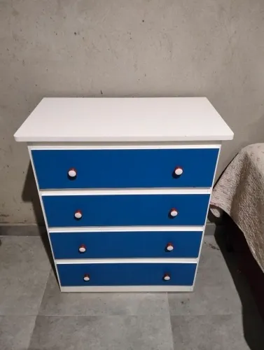 Vendo cômoda de mdf nova
