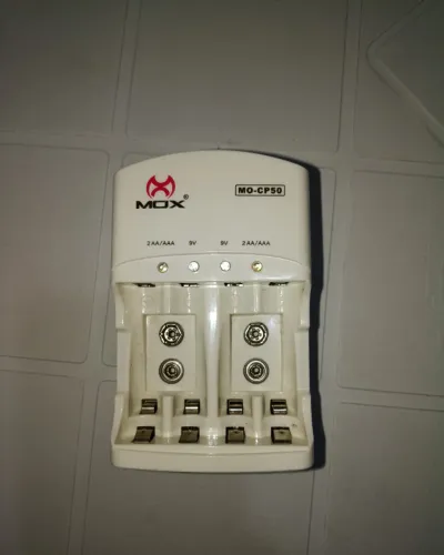 Carregador de Pilhas e Bateria Mox MO-CP50, sem pilhas, Entrega Grátis Vila Velha
