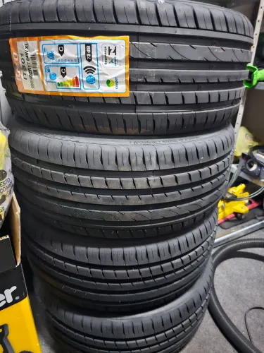 PNEUS NOVO 205/40 ARO 17 ÍTARO 