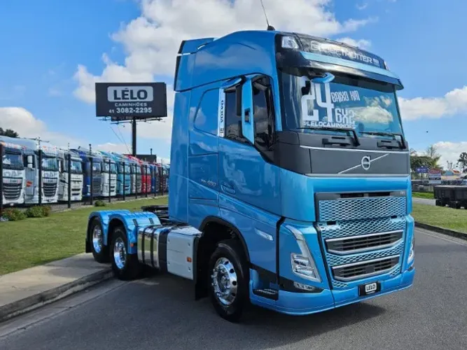 Volvo FH 460 6x2 Globetrotter Teto Alto Automático Ano 24 Mola Mídia Grande geladeira