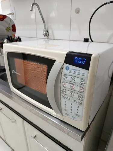 Microondas Electrolux 20 litros