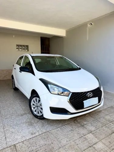 Hyundai HB20 Unique 1.0 Flex 12V Mec. 2019