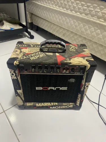 Amplificador Borne Strike G-70 Marilyn Monroe