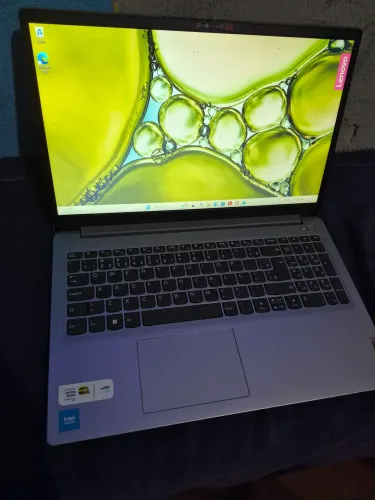 Notbook Lenovo 128gb 4 de ram.