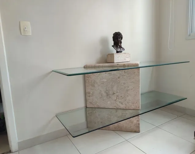 Mesa vidro e mármore