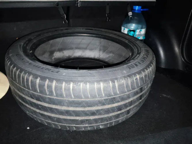 02 Pneus Michelin Aro 17 Honda HR-V