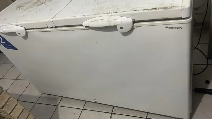 Geladeira horizontal