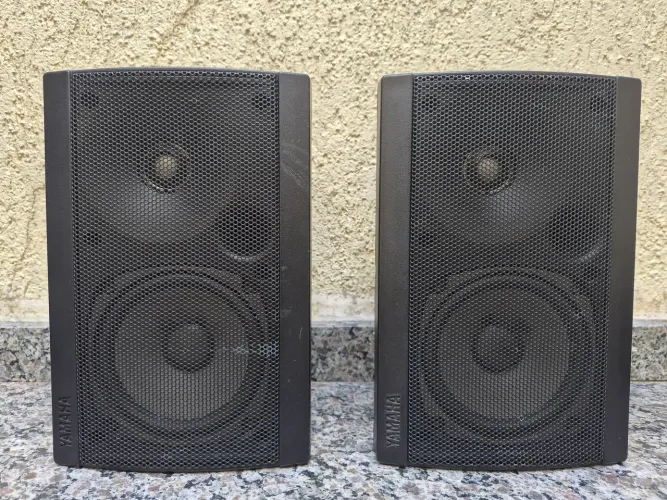 Caixas acústica yamaha modelo s15