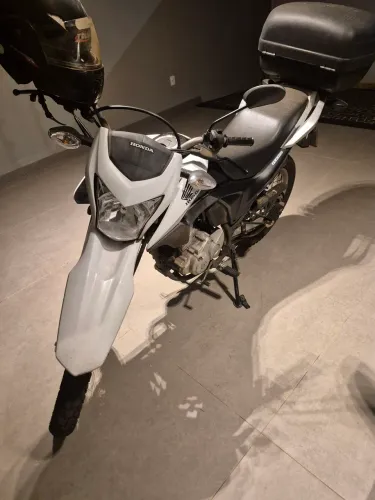 Bros 160