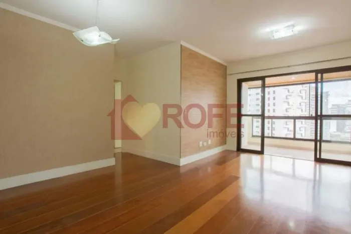 Apartamento à venda na Rua Bueno Brandão, Vila Nova Conceição. São 102 m² com 3 quartos, 1