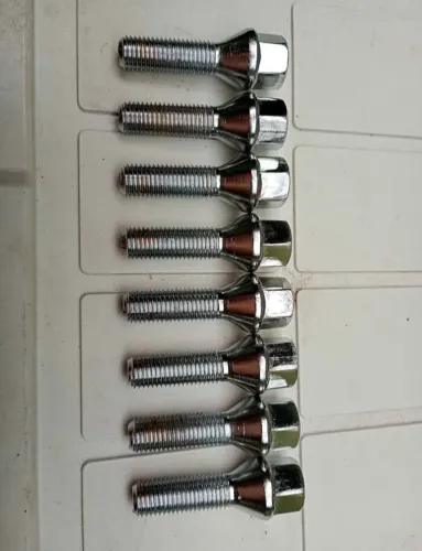 Parafuso roda longo cromado linha VW.