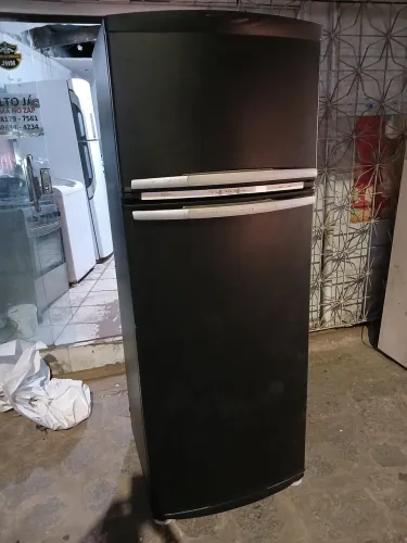 Geladeira brastemp frost free