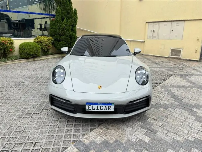 Porsche 911 Carrera Coupe 2022
