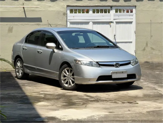 Honda Civic Sedan LXS 1.8/1.8 Flex 16V Aut. 4P 2008