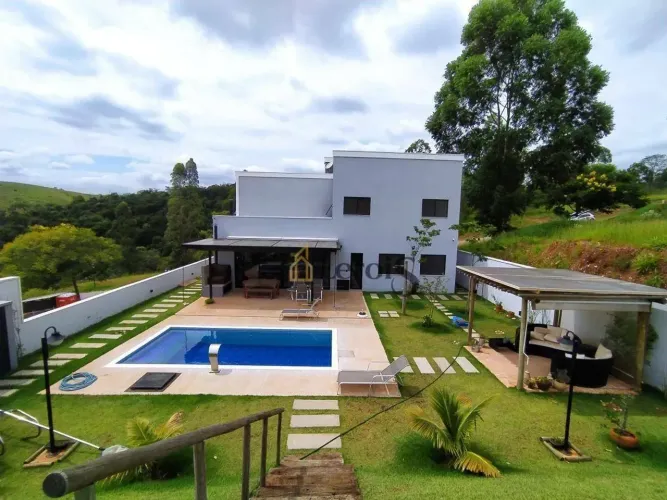 Casa com 2 dormitórios à venda, 248 m² por R$ 1.950.000,00 - Condomínio Campos de Santo An