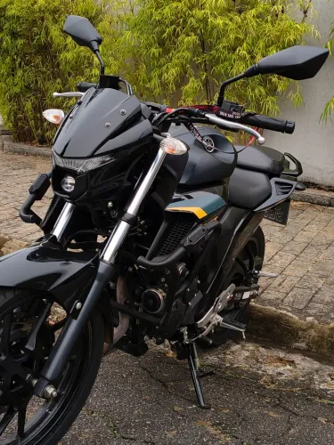 Fazer 250