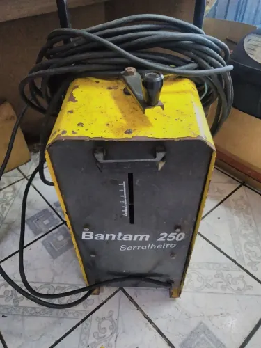 Máquina de solda