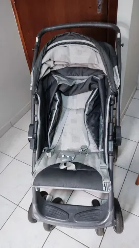 Carrinho de bebê Burigotto 