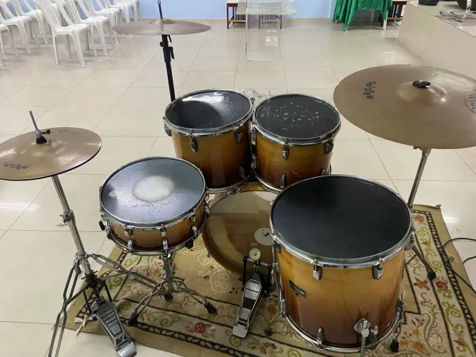 Bateria acústica
