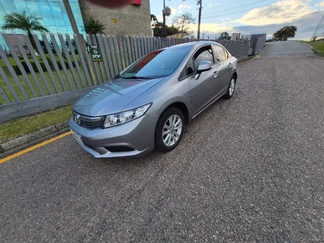 Honda Civic Sedan LXS 1.8/1.8 Flex 16V Mec. 4P 2014