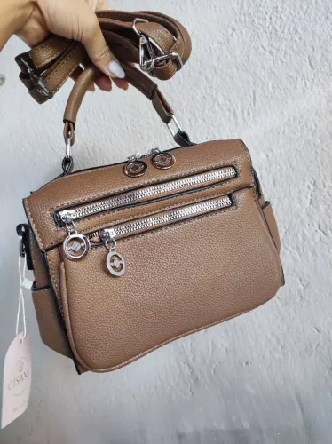 Bolsa couro P.U PREMIUM