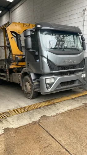 Caminhão Iveco tector 24-280 Tka 45.700 ano 2023