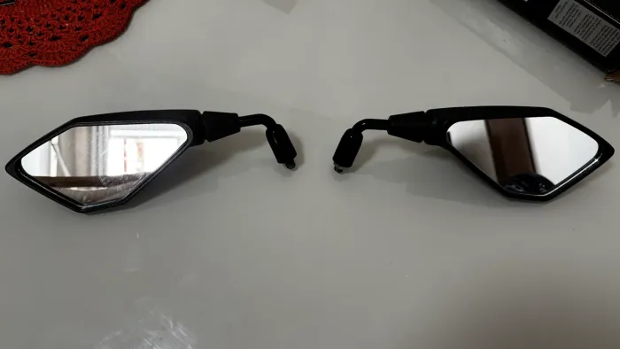 Retrovisor Esportivo Universal para Motos Honda