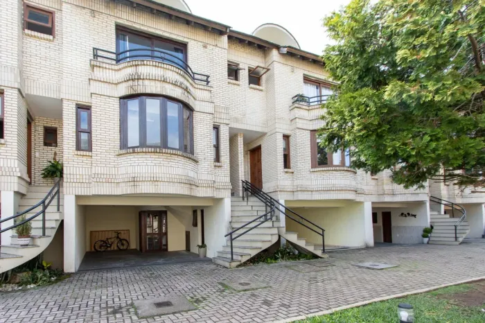 Casa em Condomínio à venda 3 quartos em Cristal