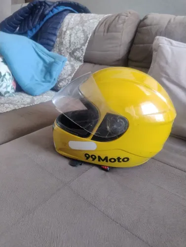 Capacete
